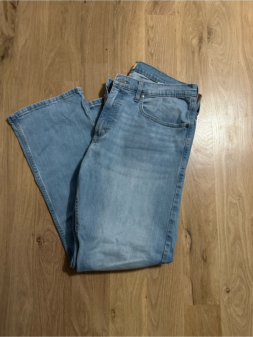Wrangler Men's Bootcut Jeans in Light Blue Denim